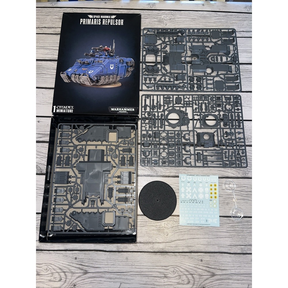 Space Marines Primaris Repulsor - Warhammer 40k - 48-78 - New Open Box